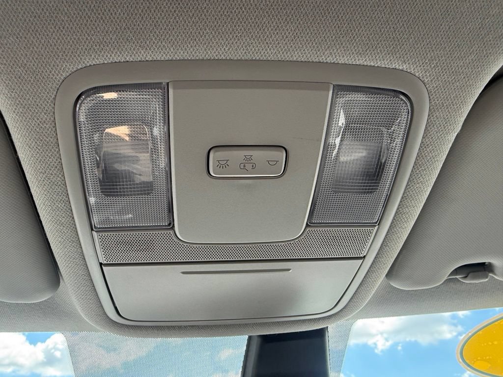 Used 2025 Kia Soul LX w/ LX Technology Package FWD image 27