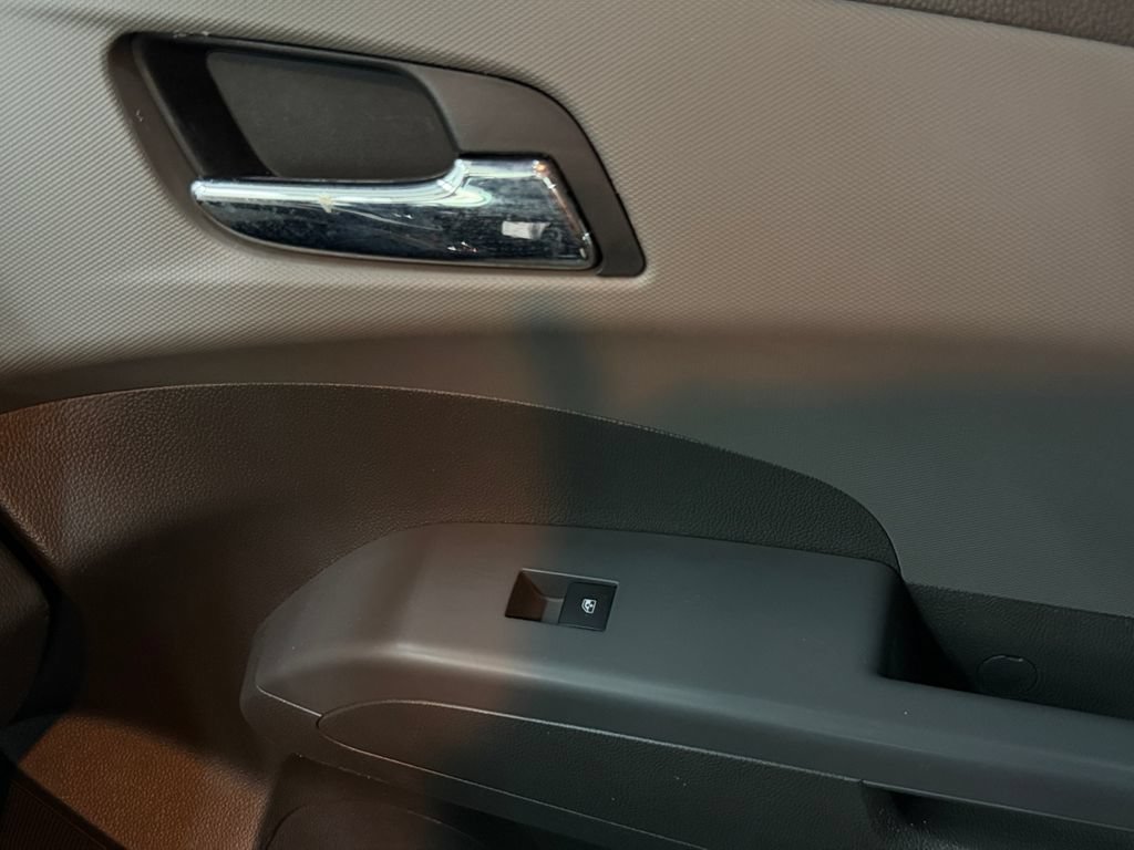Used 2017 Chevrolet Sonic LT FWD image 24