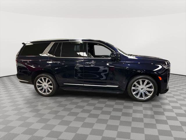 Used 2024 Cadillac Escalade Premium Luxury Platinum AWD/4WD image 2