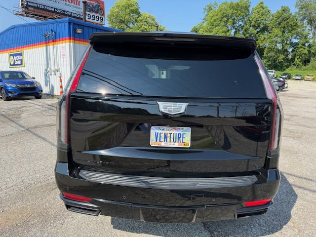 Used 2022 Cadillac Escalade ESV Sport Platinum w/ LPO, ONYX Package image 7