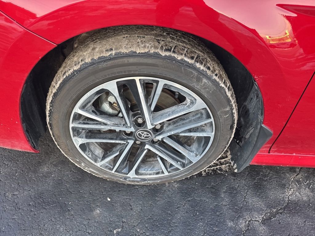 Used 2025 Toyota Camry XLE image 46