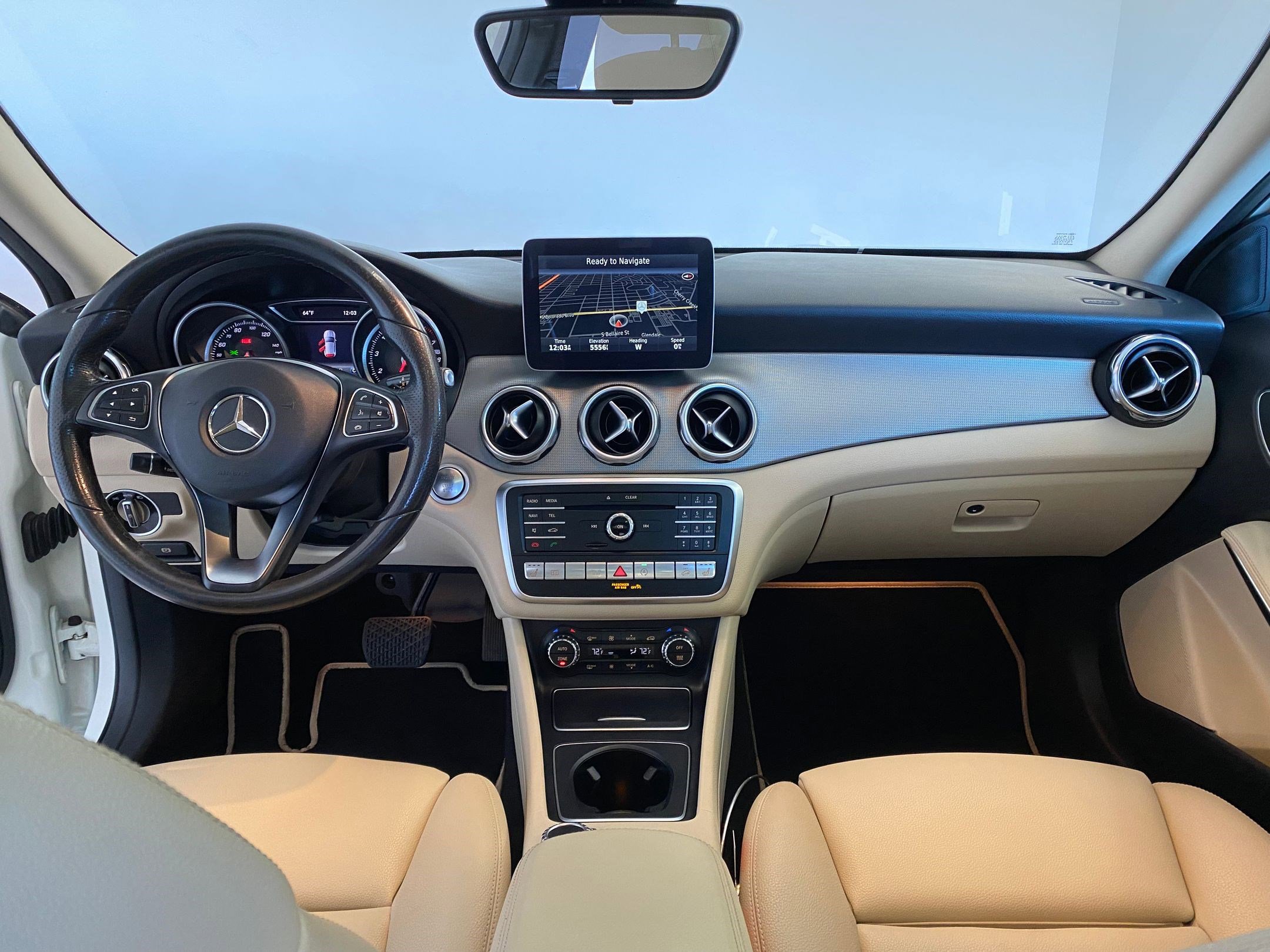 Used 2018 Mercedes-Benz GLA 250 4MATIC image 16