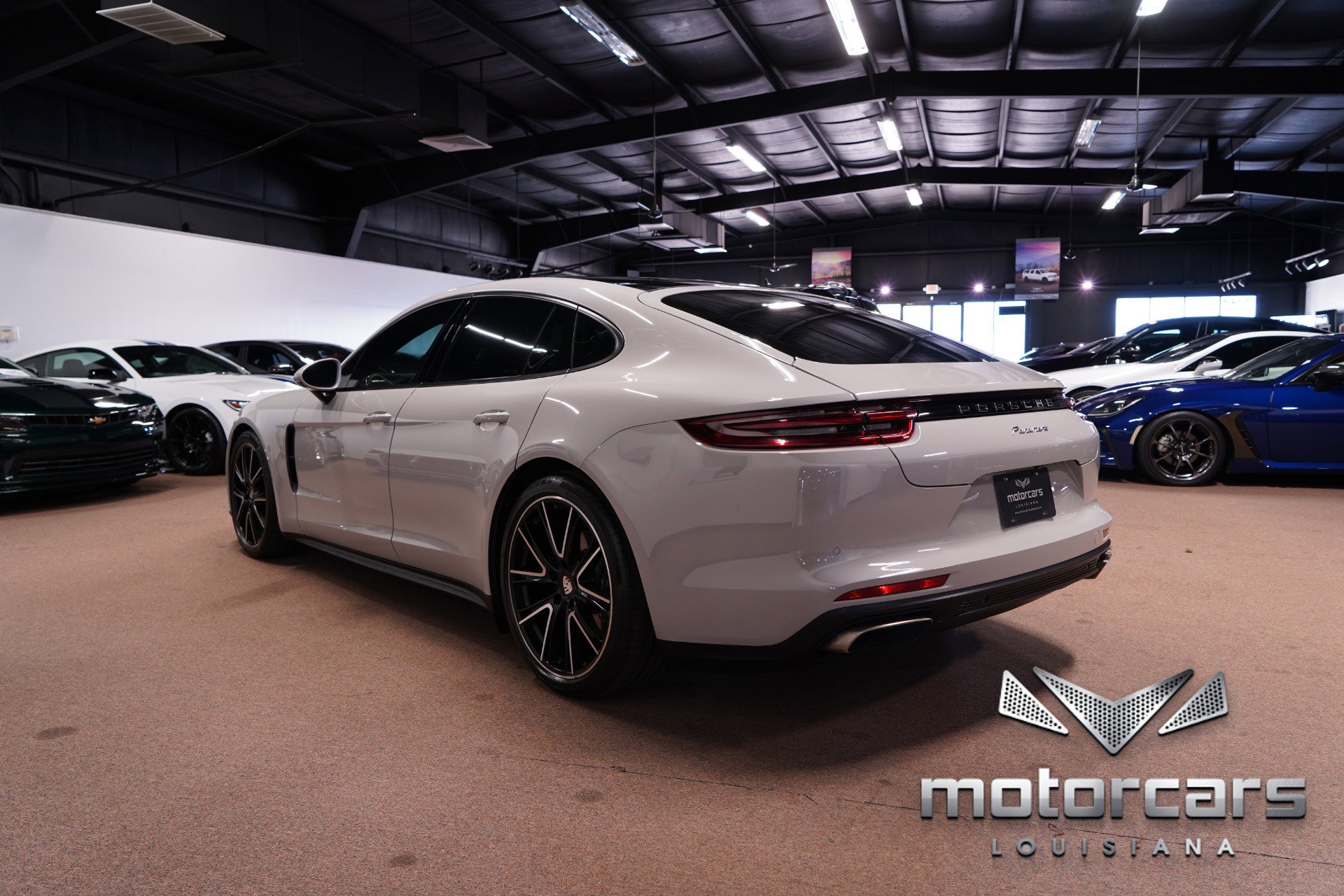 Used 2020 Porsche Panamera w/ Premium Package image 5