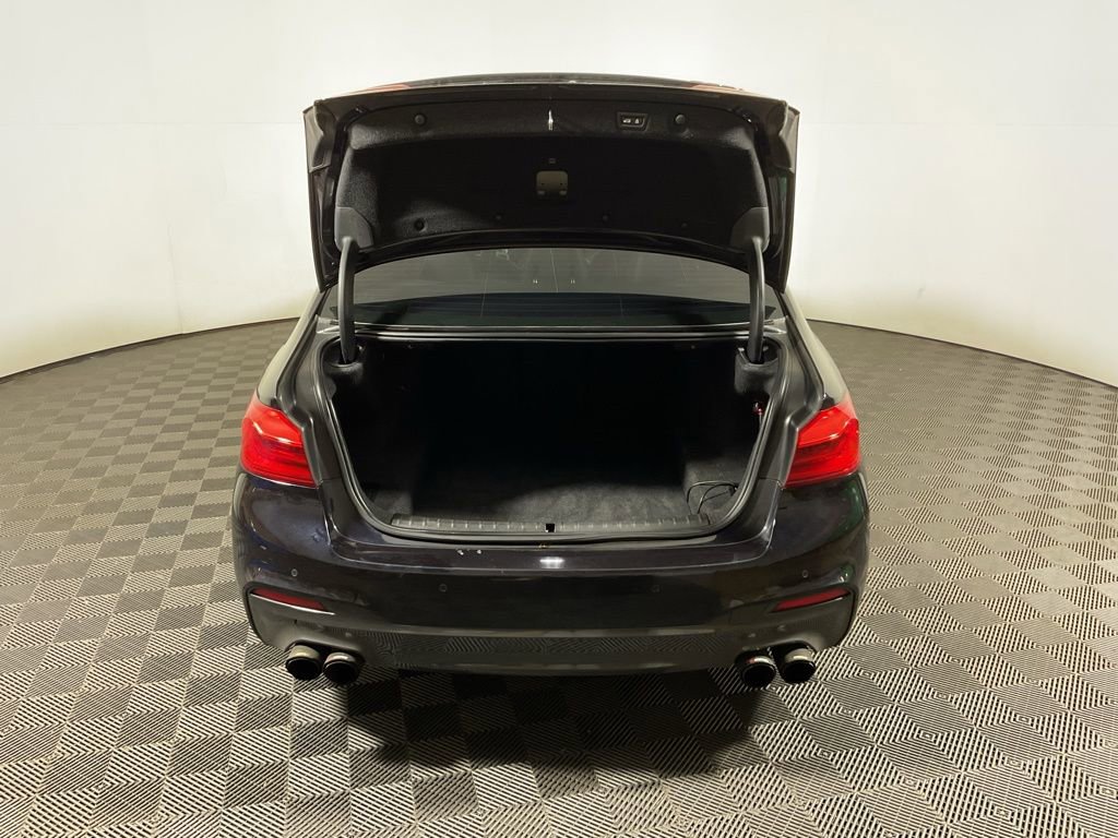 Used 2018 BMW 540i RWD image 15