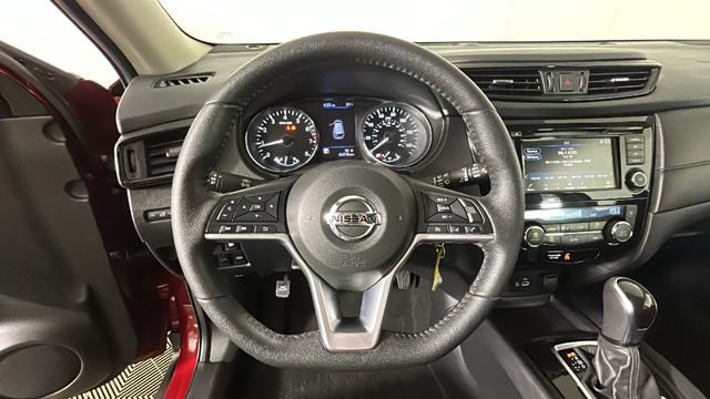 Used 2020 Nissan Rogue S FWD image 14