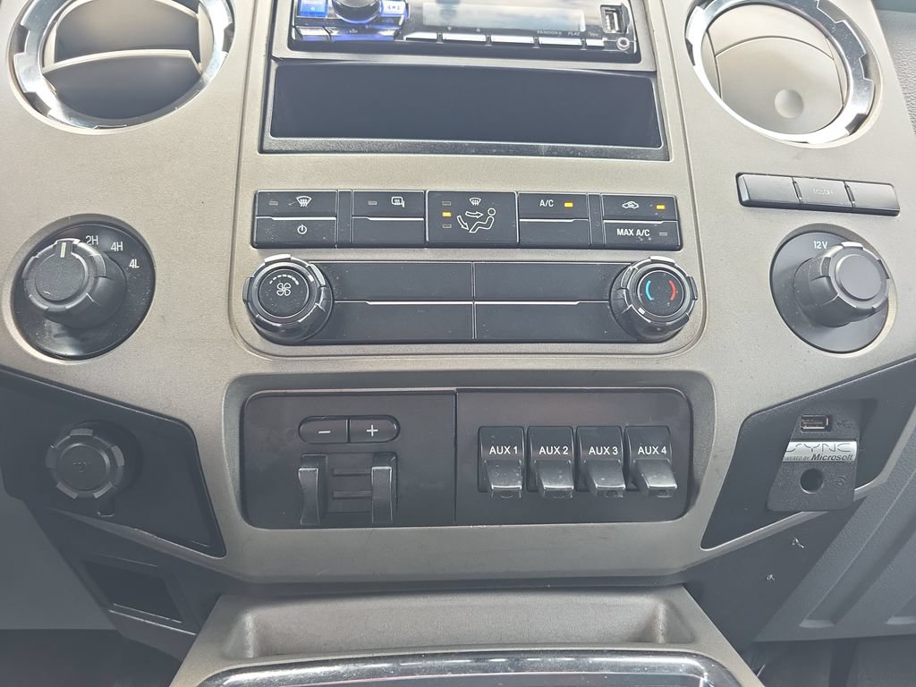 Used 2014 Ford F550 4x4 Crew Cab Super Duty image 33