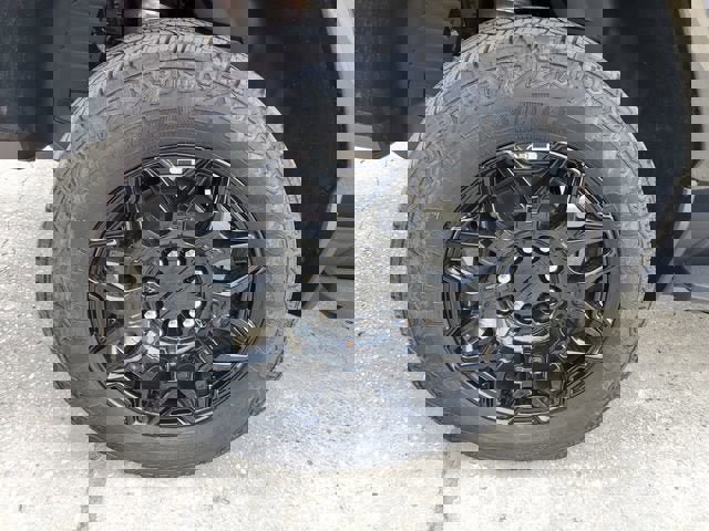 New 2026 GMC Hummer EV 4x4 Crew Cab image 6