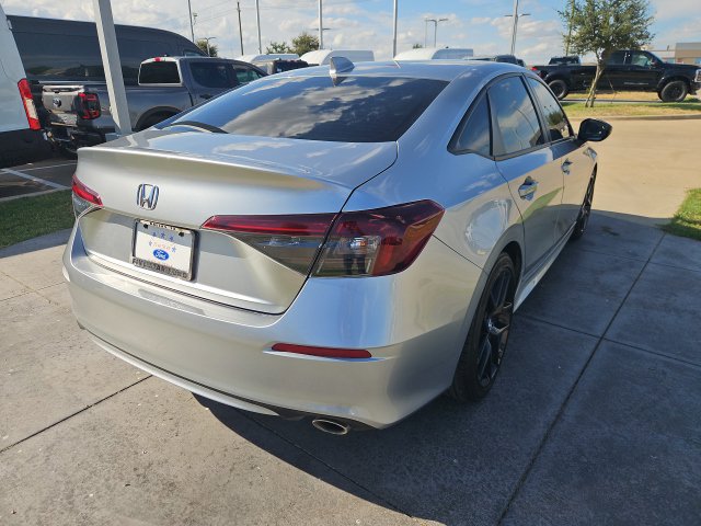 Used 2025 Honda Civic Sport image 4