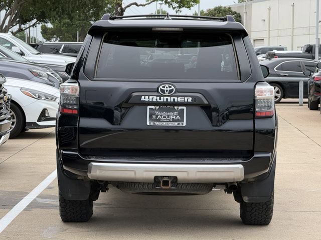 Used 2020 Toyota 4Runner TRD Off-Road Premium AWD/4WD image 5