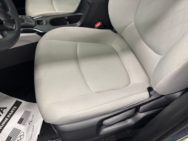 Used 2024 Toyota Corolla Cross L FWD image 15