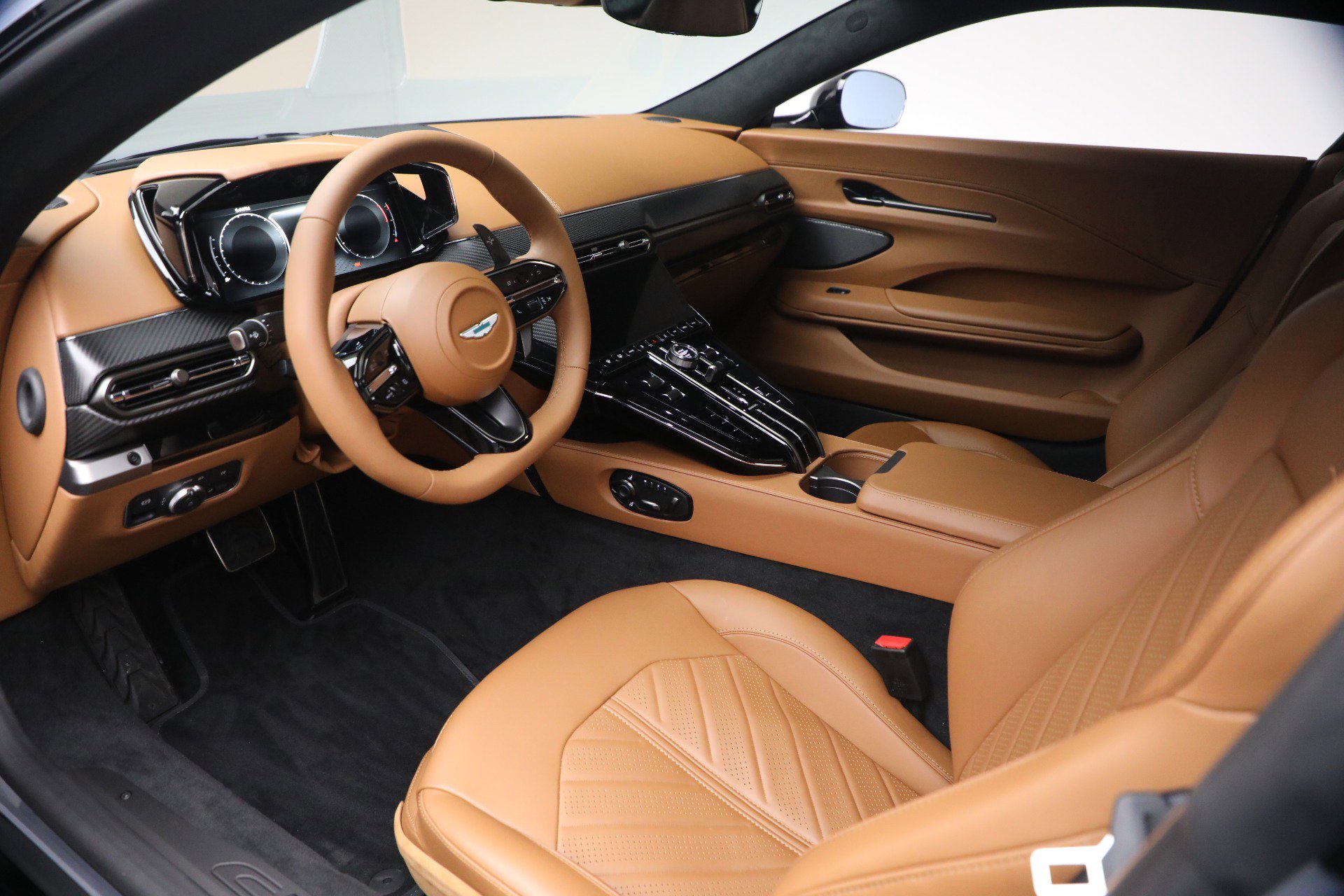 New 2026 Aston Martin V8 Vantage S image 14