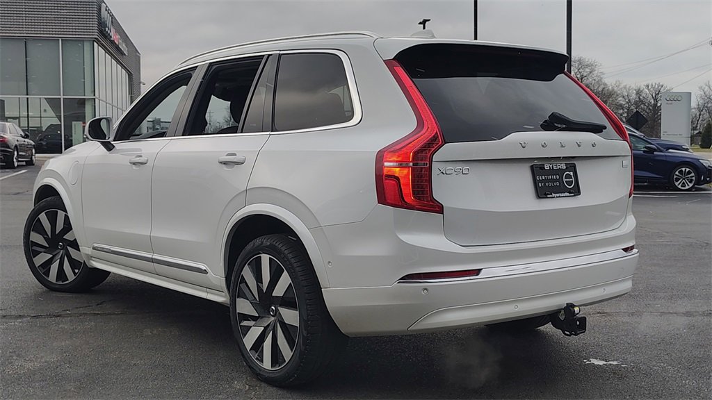Certified 2024 Volvo XC90 T8 Plus image 4