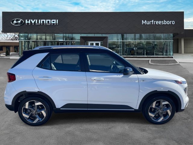 Certified 2025 Hyundai Venue Limited FWD image 6