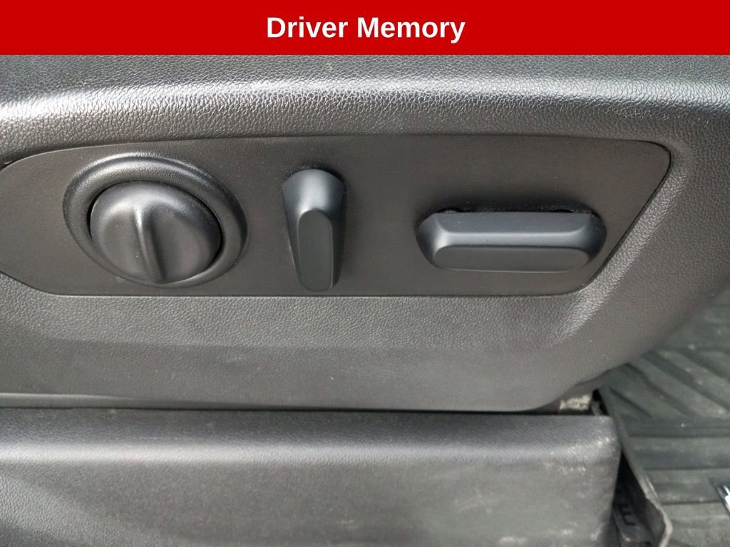 Used 2021 Chevrolet Silverado 1500 LTZ image 23