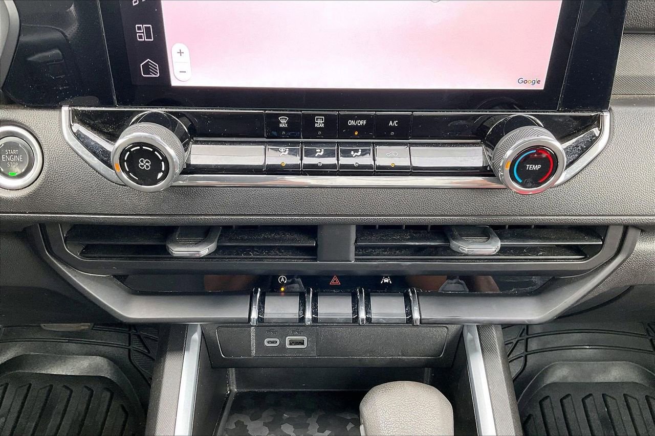 Used 2024 Chevrolet Colorado Trail Boss w/ Advanced Trailering Package image 19