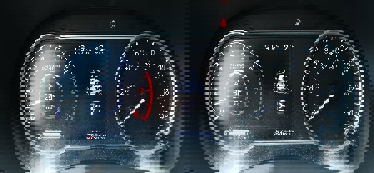 Used 2020 Nissan Versa SR w/ Electronics Package image 41