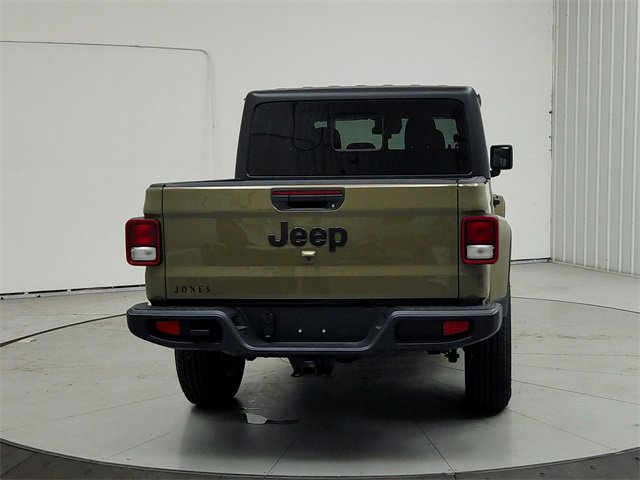 New 2025 Jeep Gladiator Sport image 6