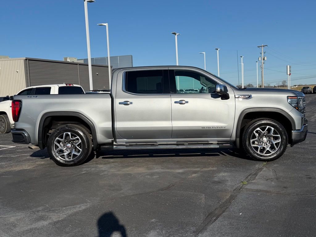 Used 2024 GMC Sierra 1500 SLT w/ SLT Premium Package image 4