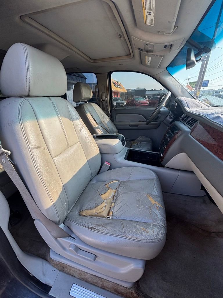 Used 2007 Chevrolet Avalanche LT w/ LT Preferred Equipment Group image 14