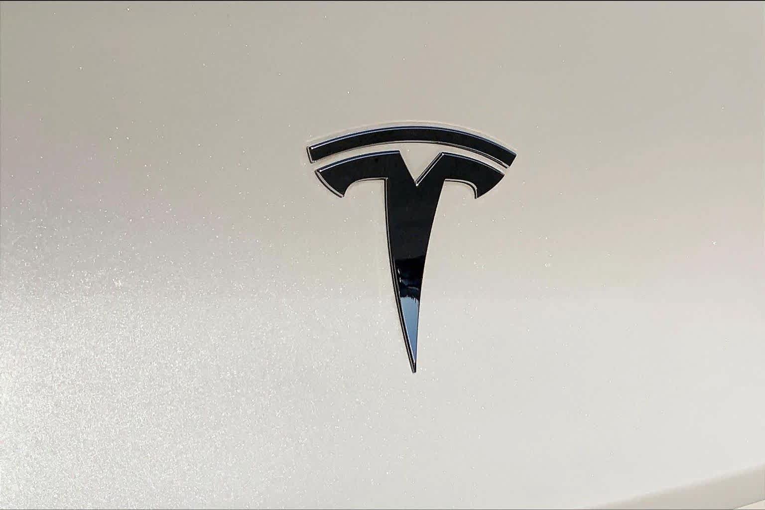 Used 2020 Tesla Model Y Long Range AWD/4WD image 30