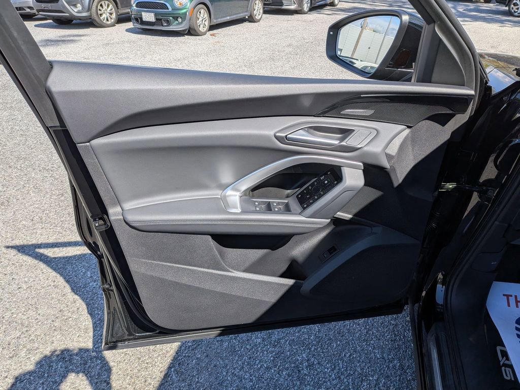 Used 2025 Audi Q5 Premium Plus w/ Premium Plus AWD/4WD image 7
