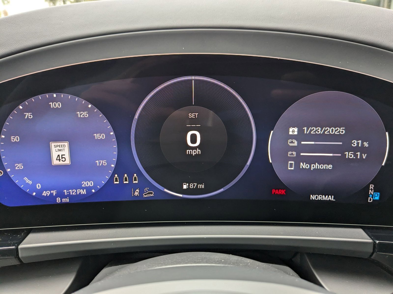 New 2025 Porsche Macan 4S Electric image 17