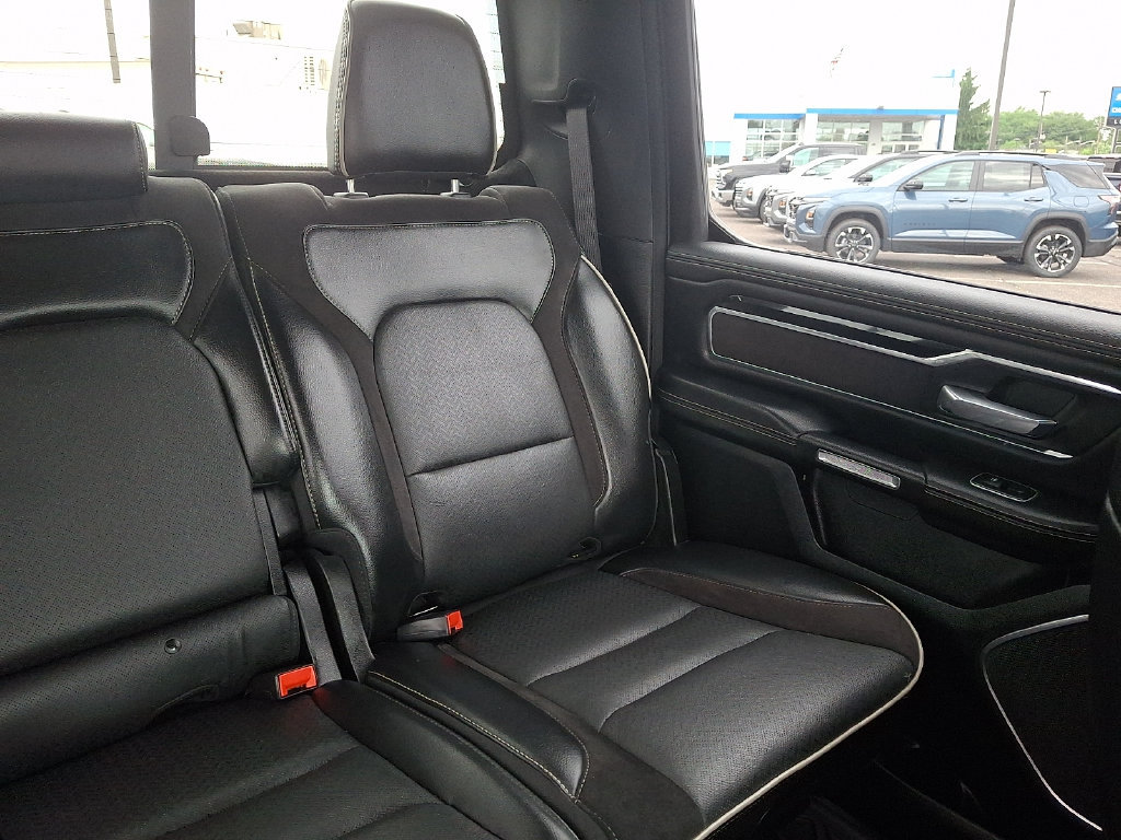 Used 2021 RAM 1500 Laramie AWD/4WD image 21