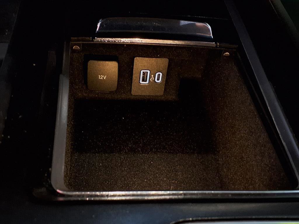 Used 2022 Lincoln Corsair Reserve w/ Sport Package image 23