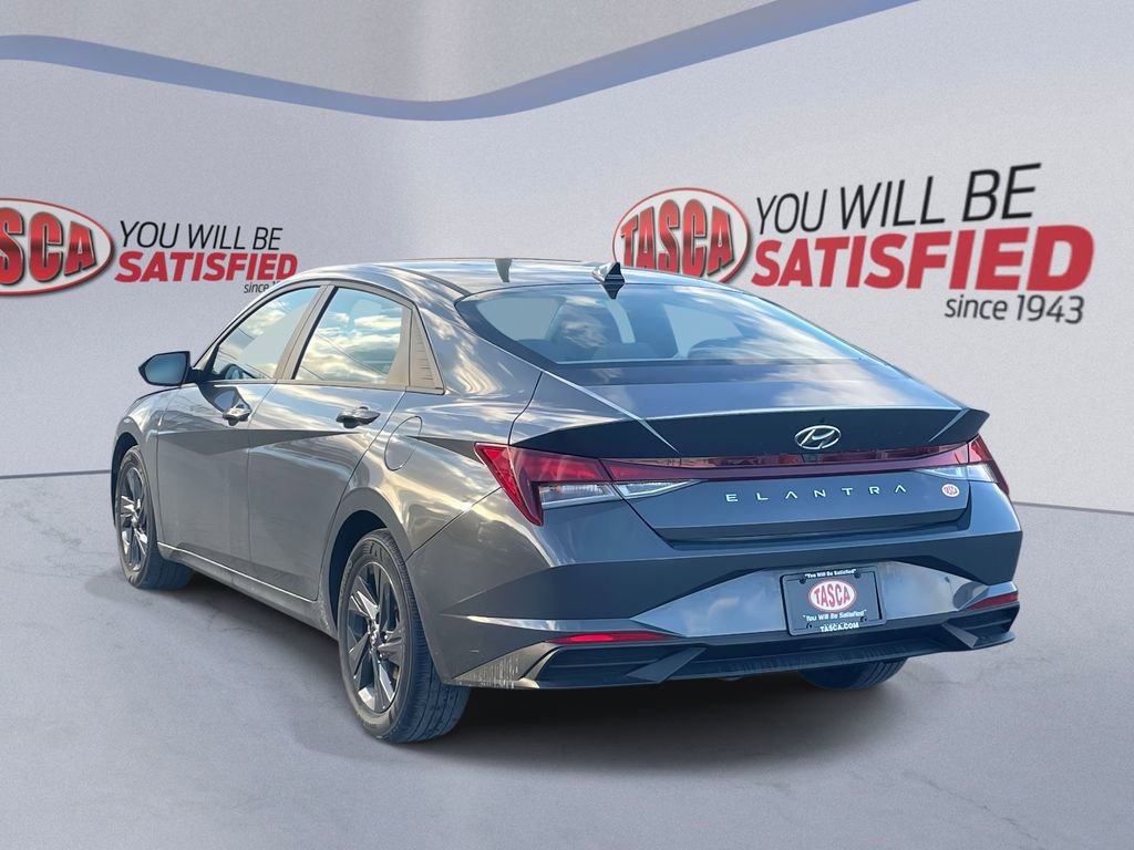 Used 2023 Hyundai Elantra SEL image 7