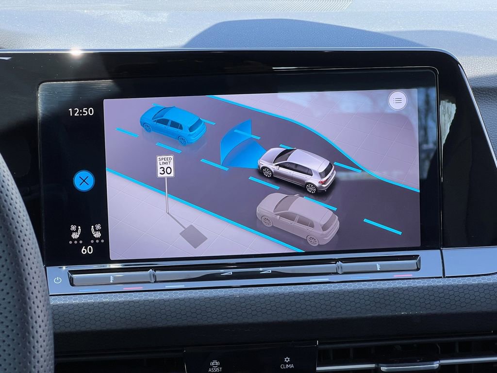 Used 2022 Volkswagen GTI SE image 18