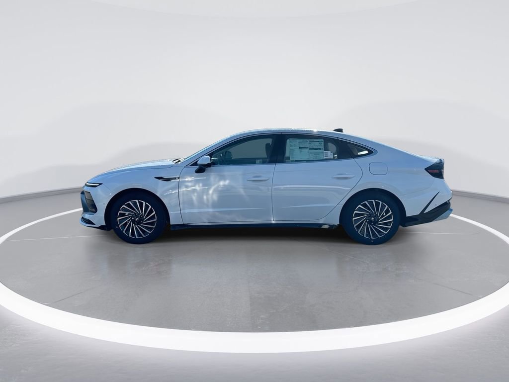New 2025 Hyundai Sonata Limited FWD image 4