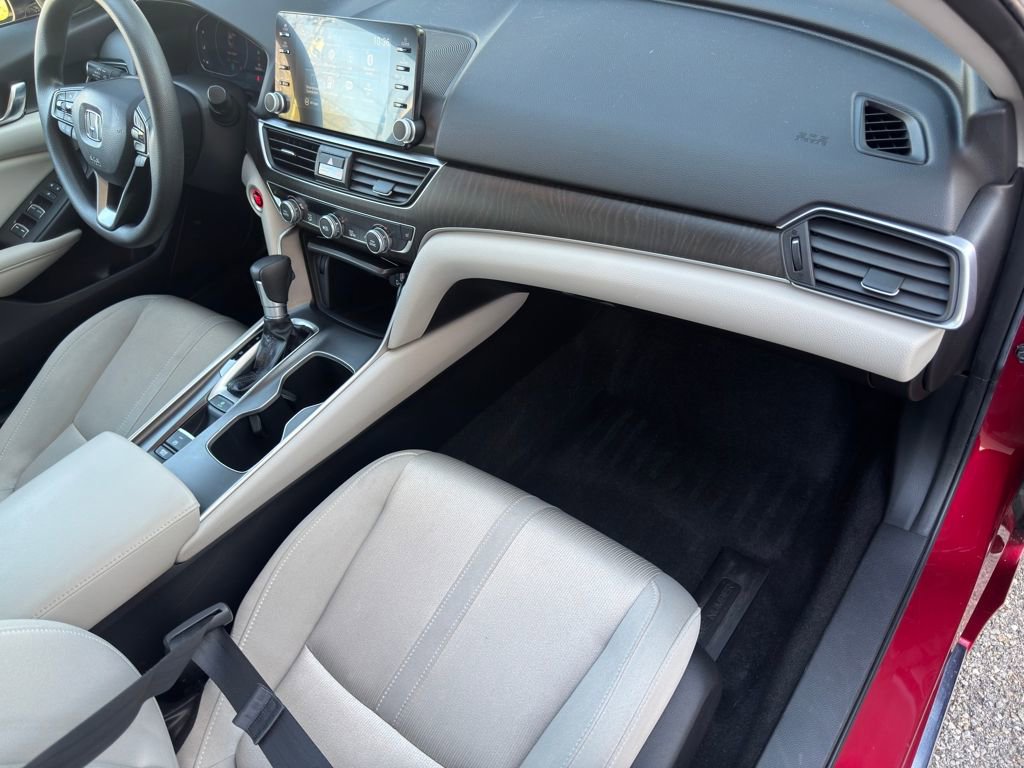 Used 2019 Honda Accord EX image 29