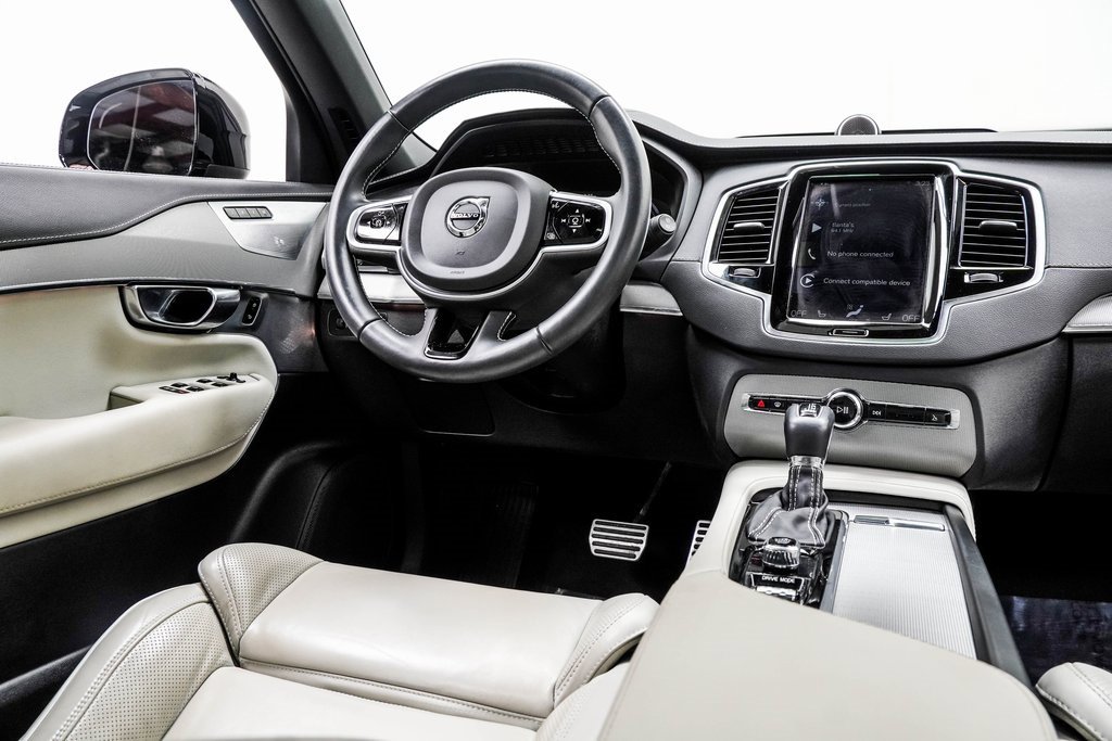 Used 2021 Volvo XC90 T6 R-Design w/ Advanced Package image 19