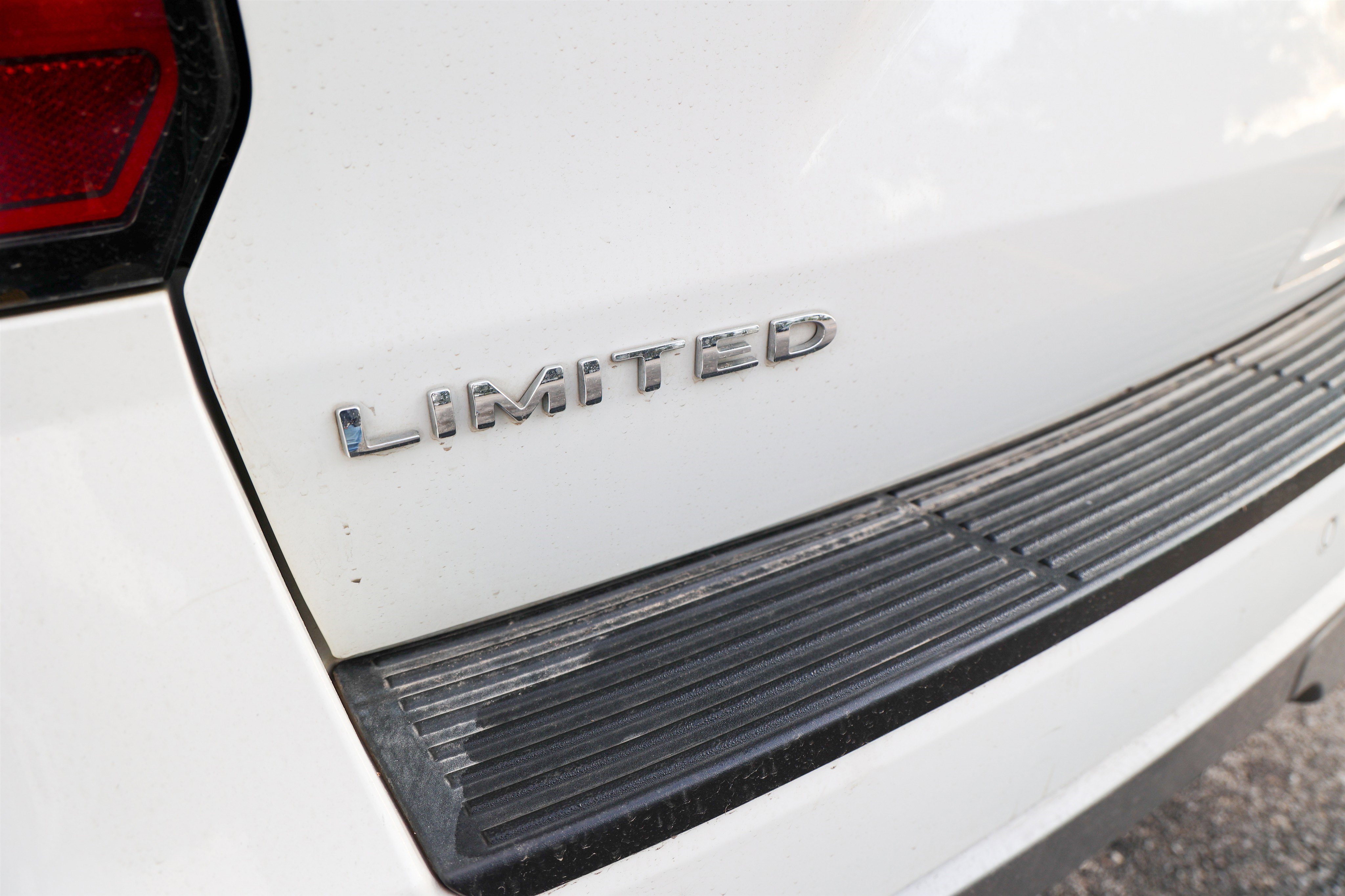 Used 2021 Ford Expedition Limited RWD image 11