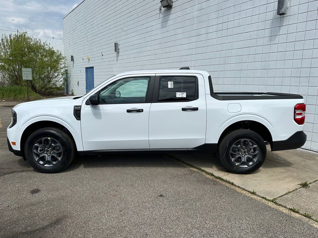 New 2026 Ford Maverick XLT AWD/4WD image 2