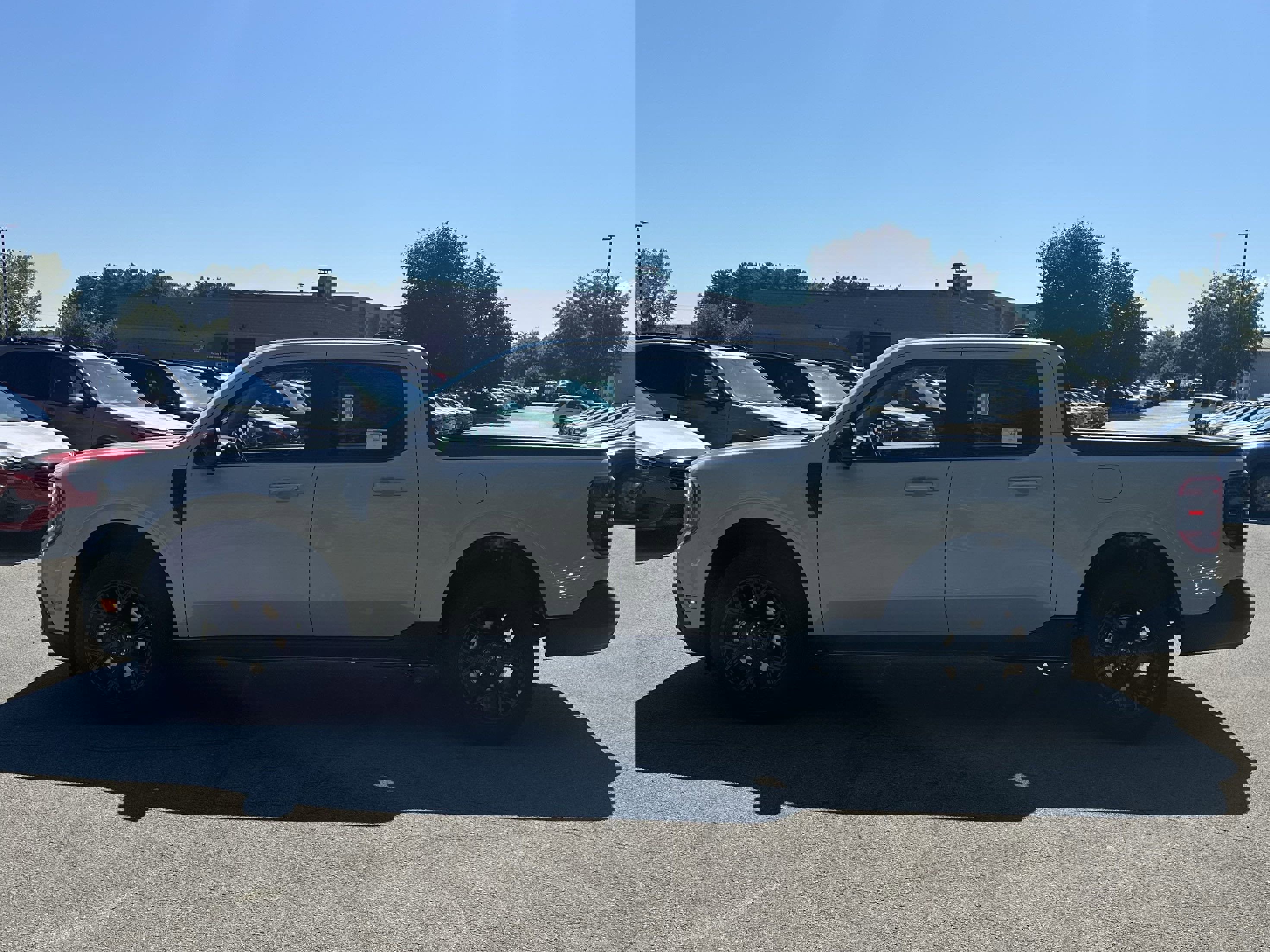 New 2025 Ford Maverick Lariat w/ Black Appearance Package image 8