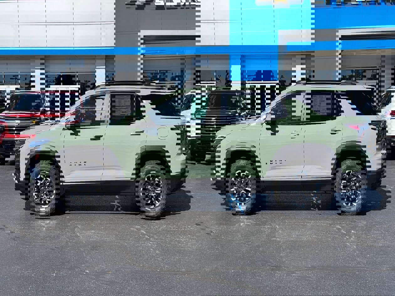 New 2026 Chevrolet Equinox ACTIV w/ Safety and Technology Package image 8