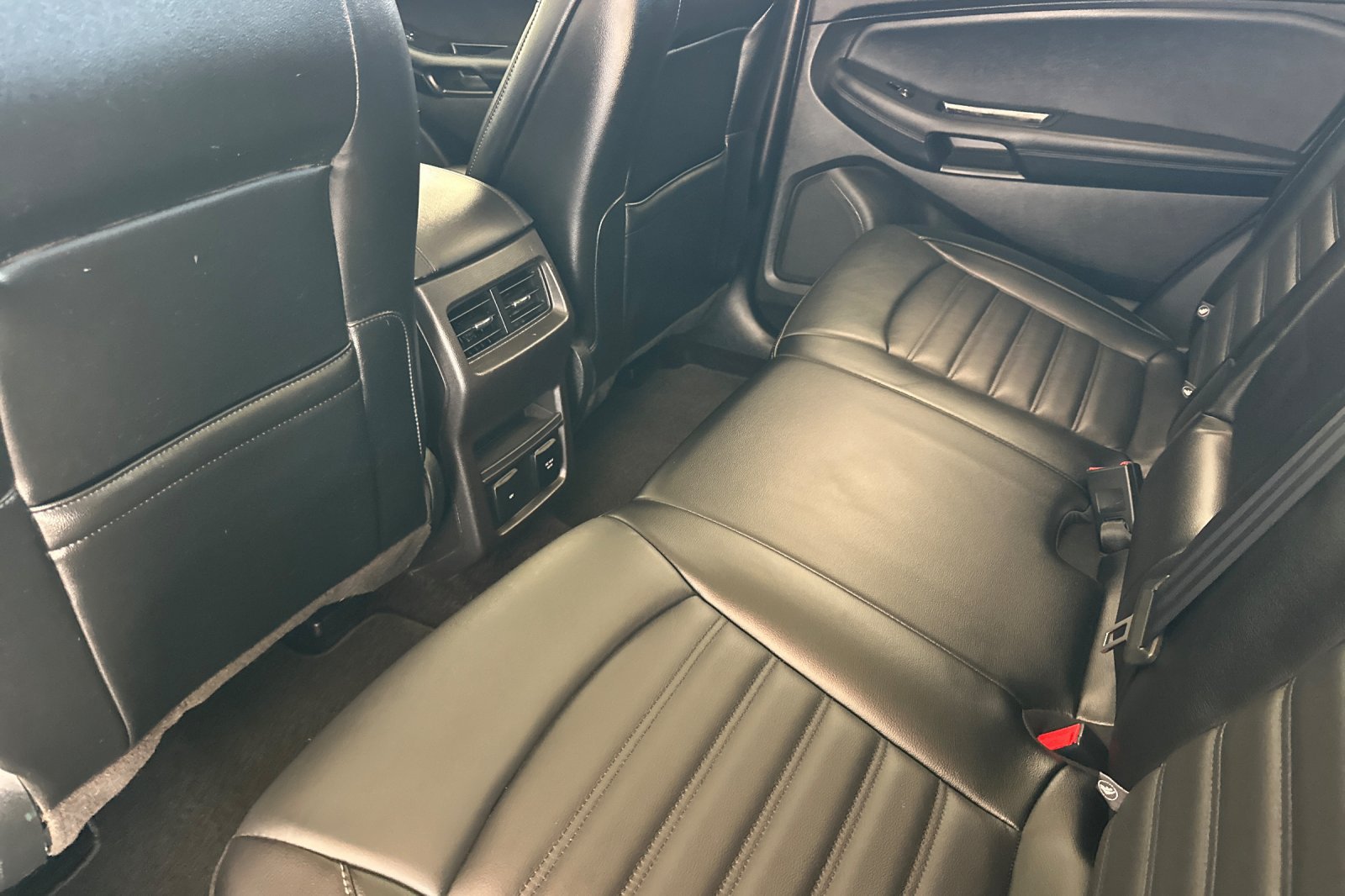Used 2017 Ford Edge SEL w/ Equipment Group 201A AWD/4WD image 9