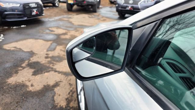 Used 2018 Ford Focus SE image 38