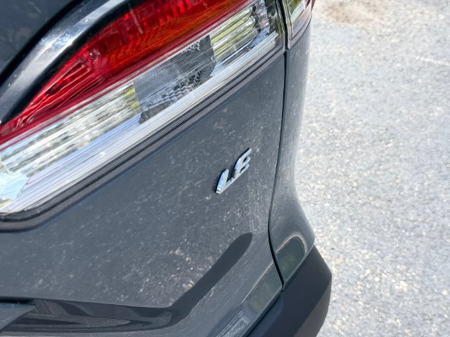 Certified 2023 Toyota Corolla Cross LE FWD image 18