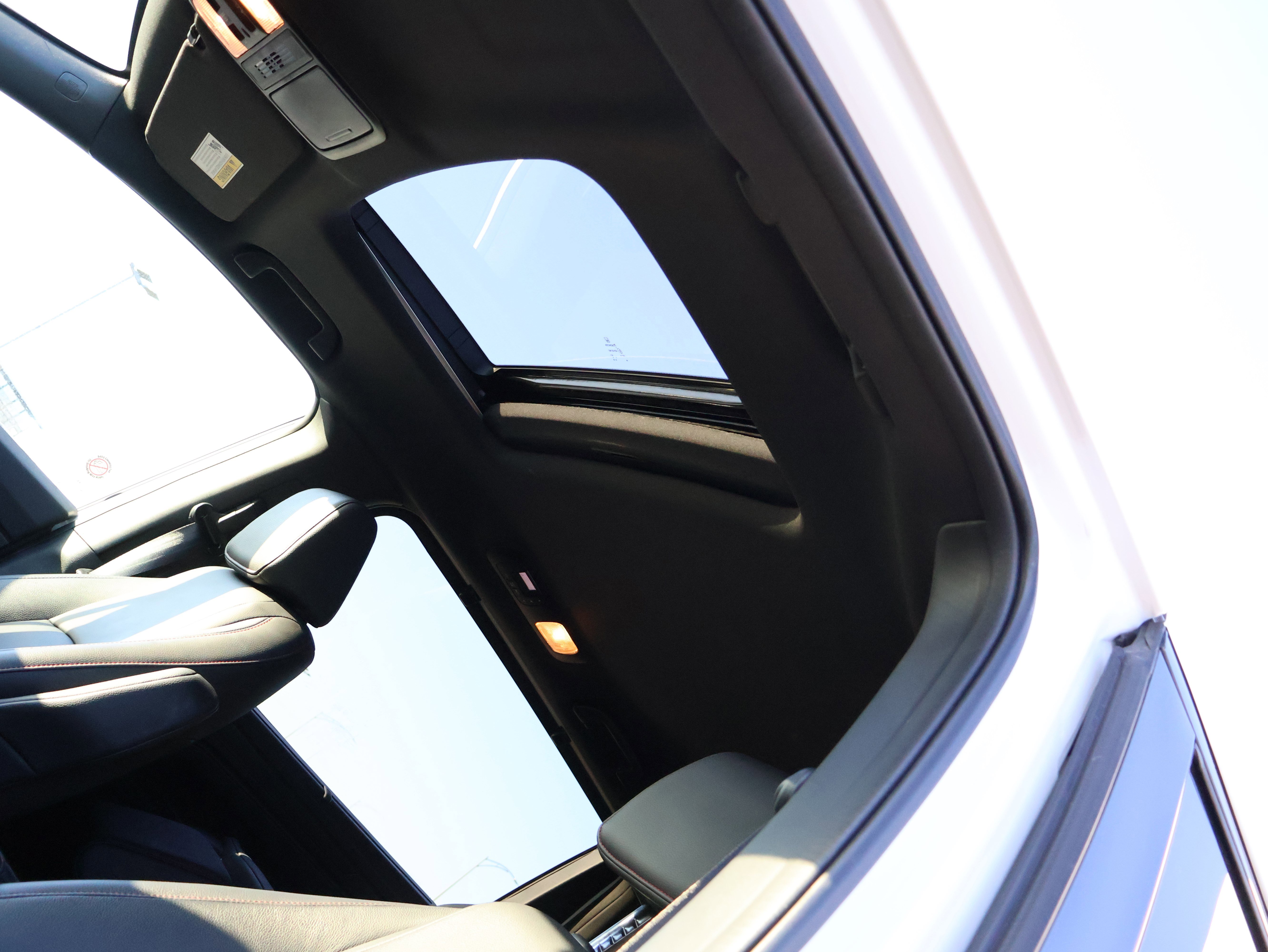 Used 2025 Honda Odyssey Sport-L image 41