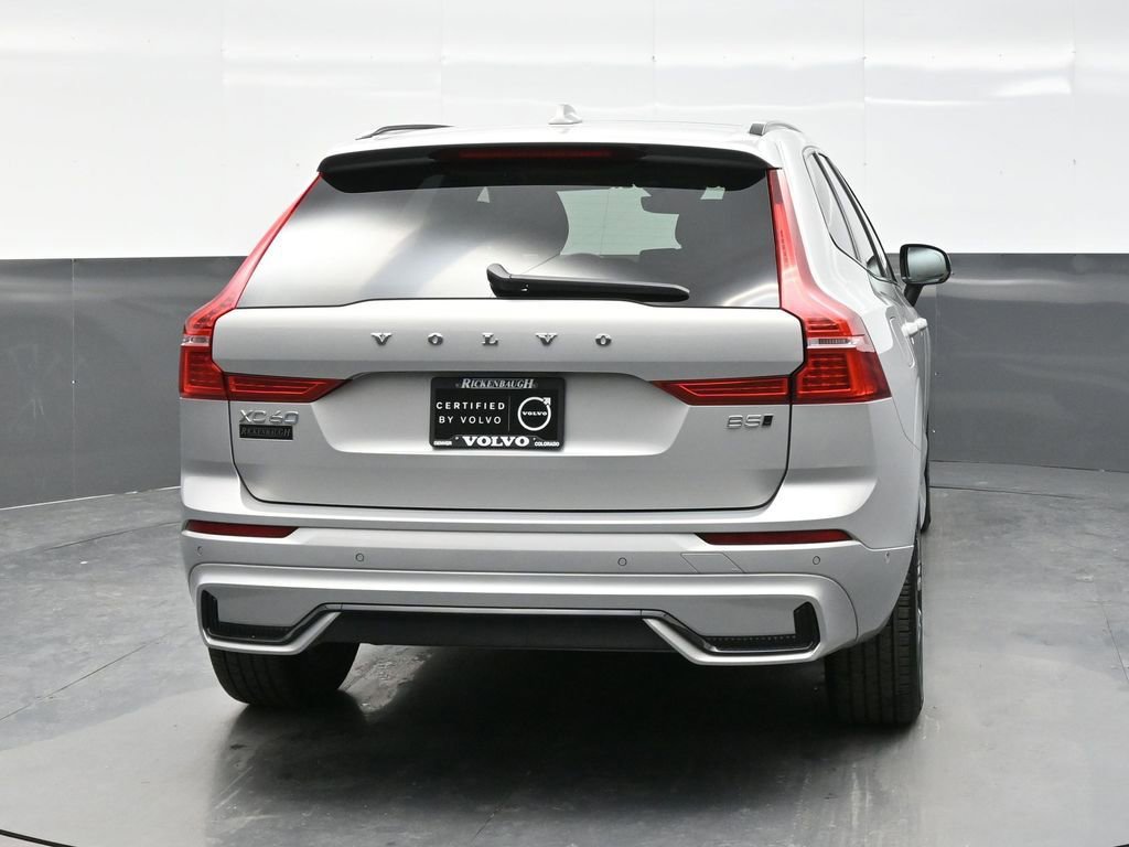 Used 2025 Volvo XC60 B5 Plus AWD/4WD image 6