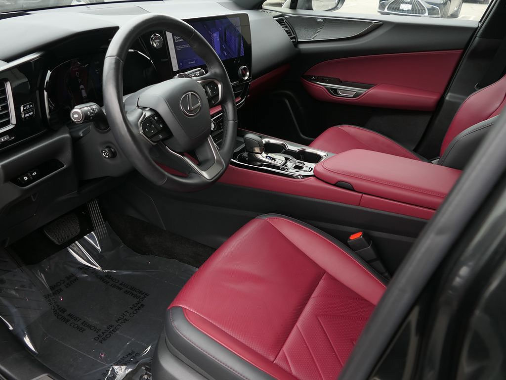 Used 2024 Lexus NX 350h AWD w/ Vision Package image 10