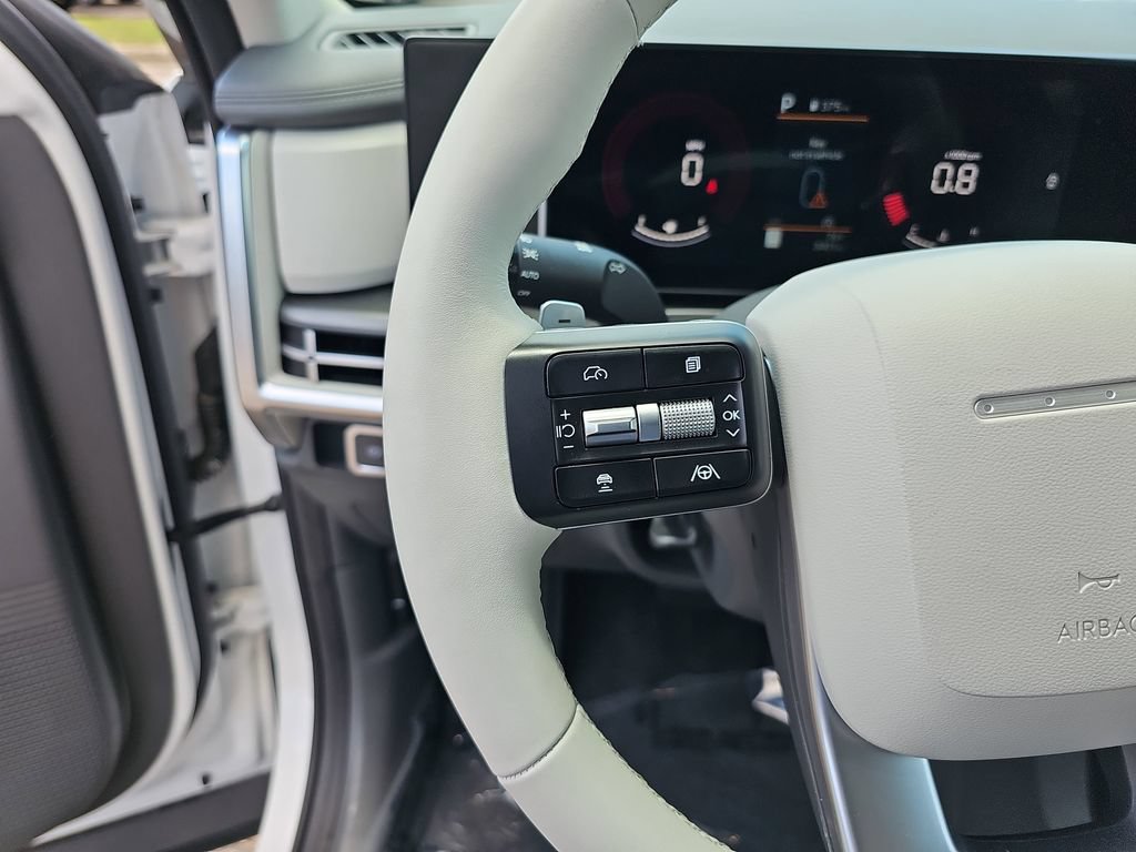 Certified 2025 Hyundai Santa Fe SE FWD image 16