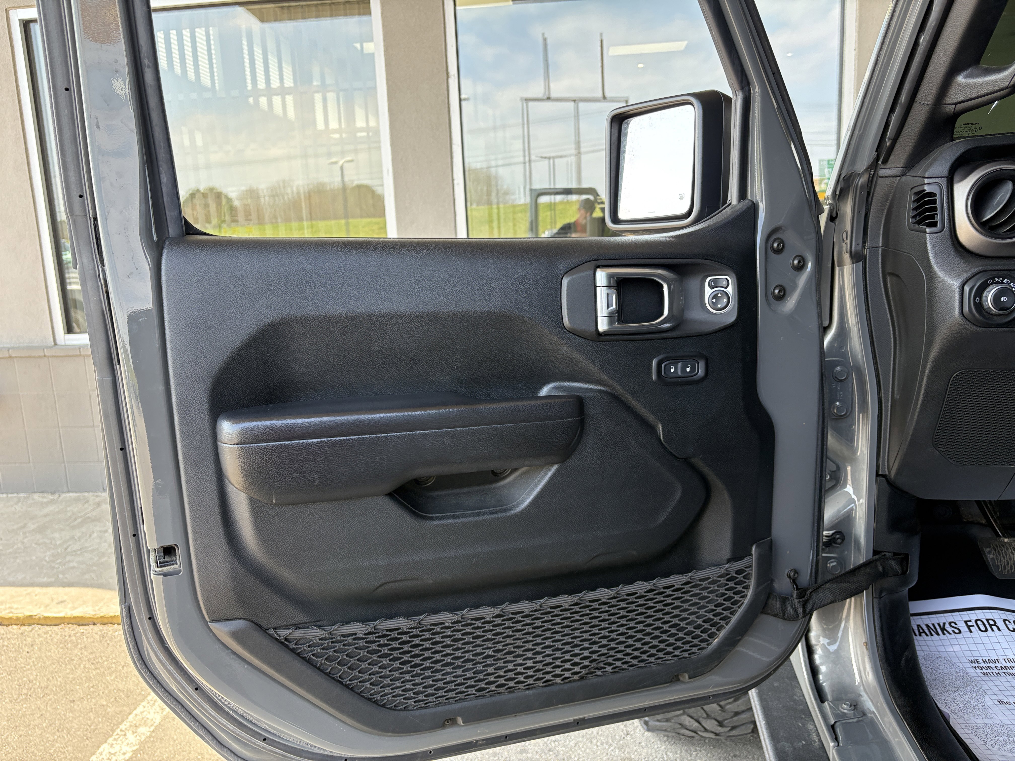 Used 2020 Jeep Wrangler Unlimited Sport S image 11