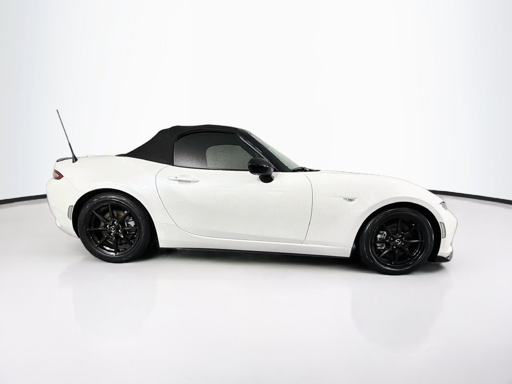 Used 2025 MAZDA MX-5 Miata Club RWD image 11