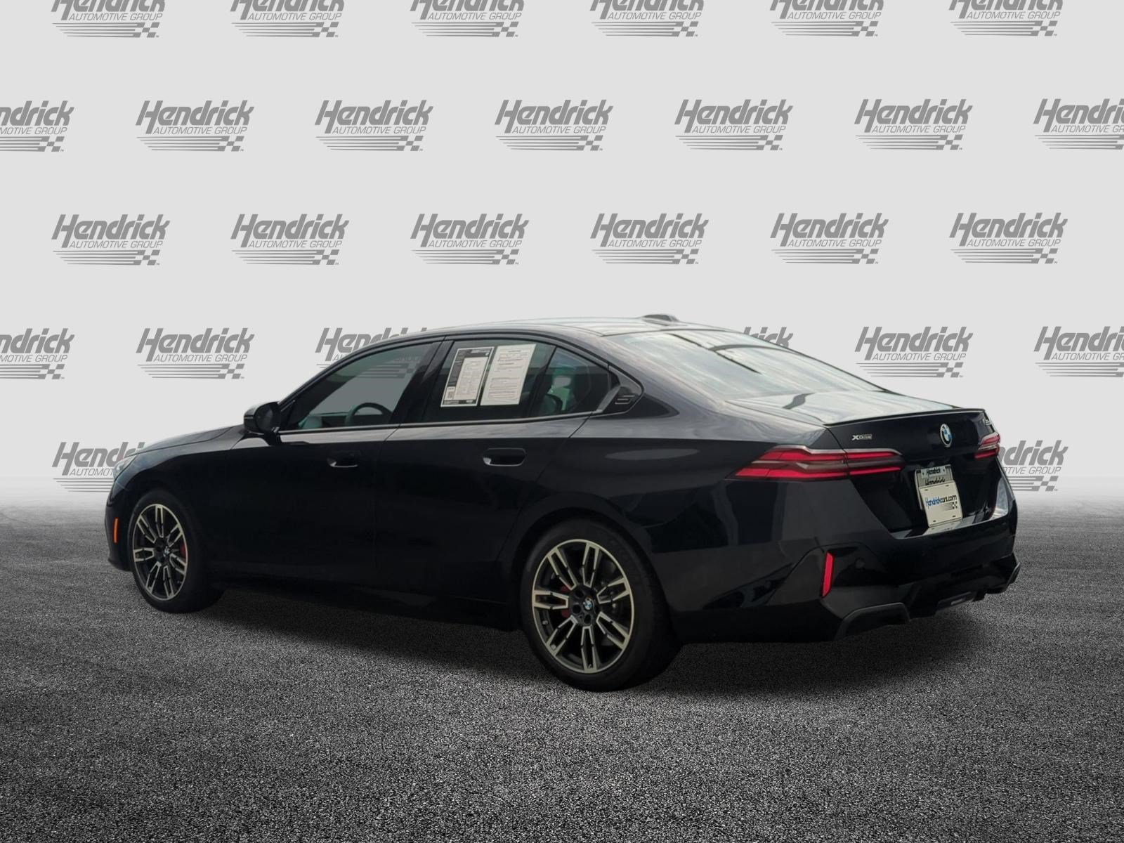Used 2024 BMW 530i xDrive w/ Executive Package AWD/4WD image 8