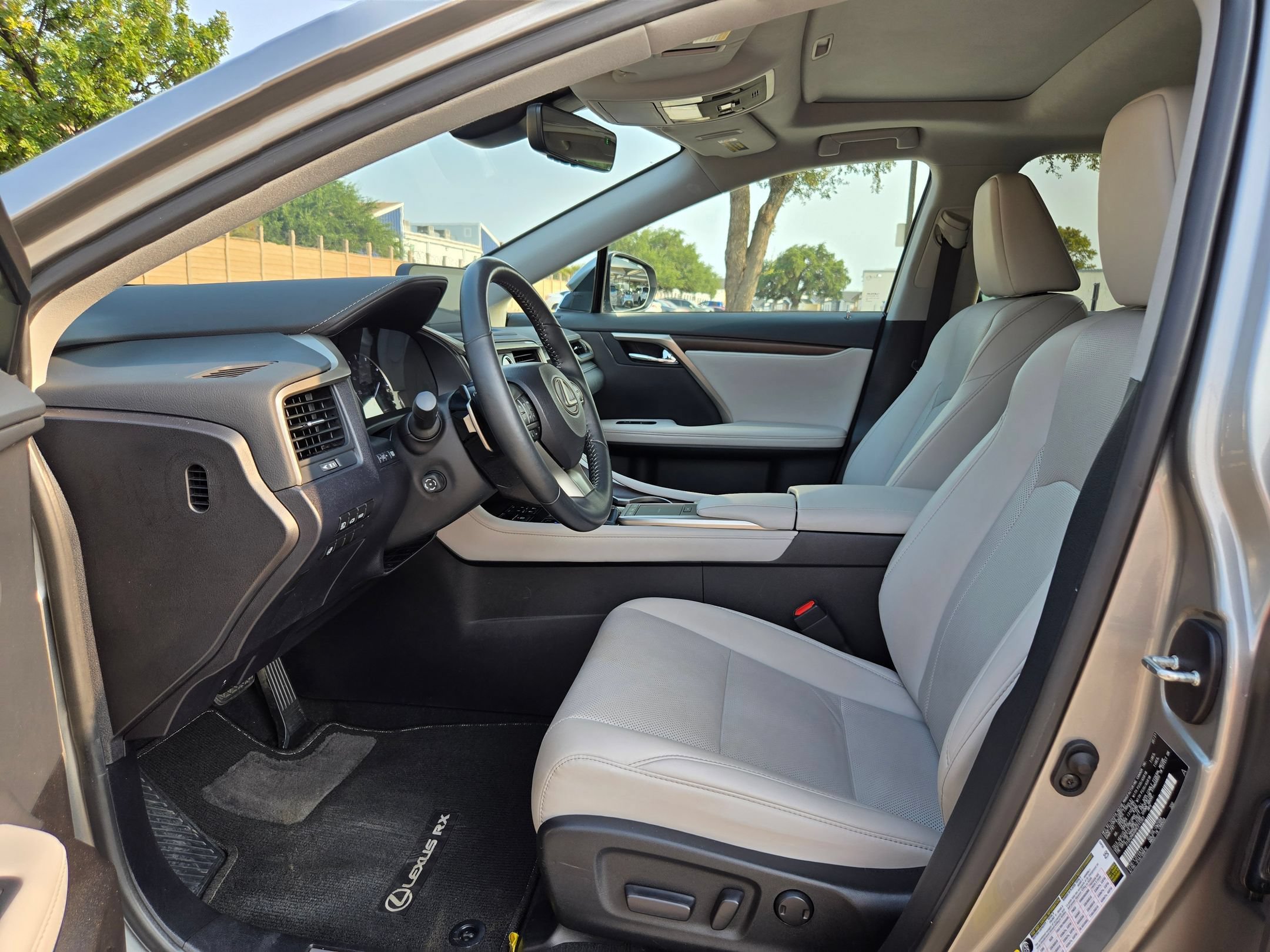 Used 2021 Lexus RX 350 FWD w/ Premium Package image 9