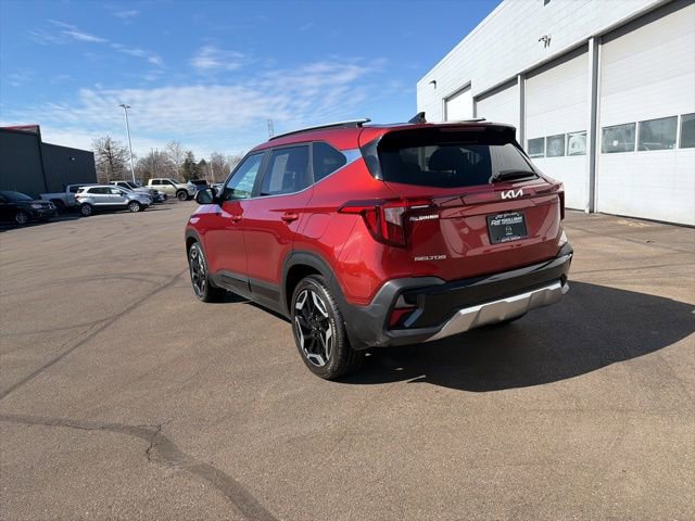 Used 2025 Kia Seltos SX w/ SX Sunroof Package image 13