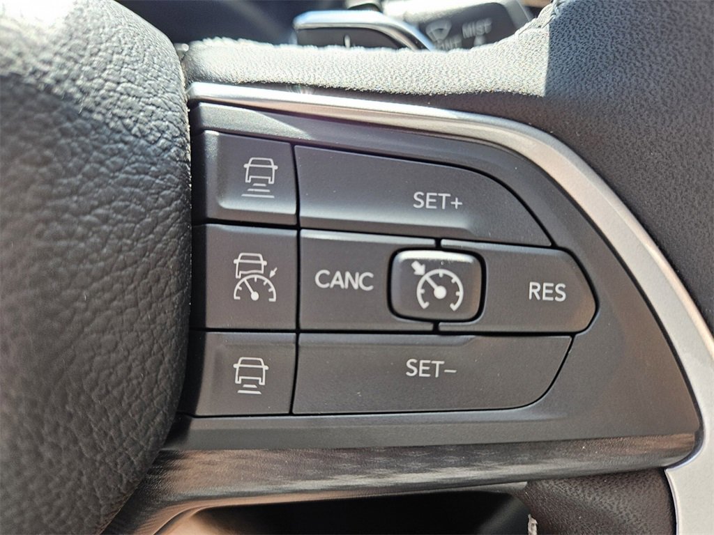 New 2024 Jeep Grand Cherokee L Laredo w/ Luxury Tech Group I image 21